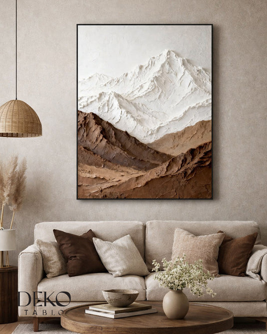 "Silent" Beyaz ve Kahverengi Dağ Figürü Detaylı Yağlı Boya Tablo