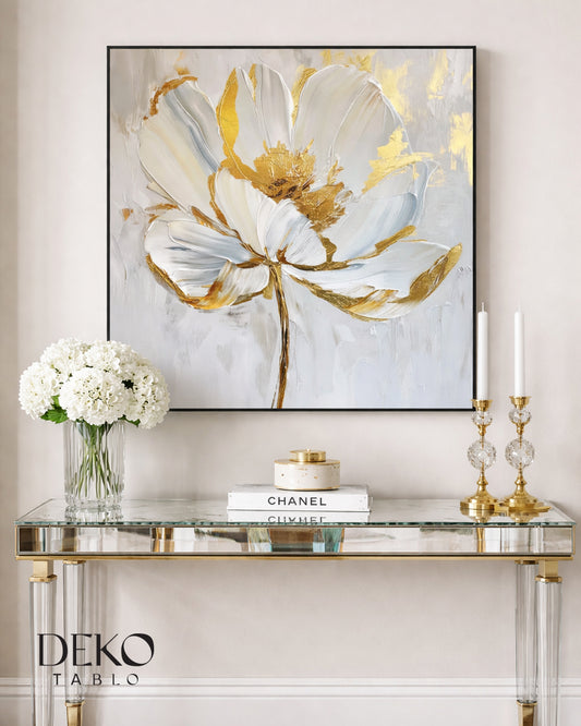 "Kardelen" Beyaz ve Altın Tonlarında Detaylı Yağlı Boya Tablo
